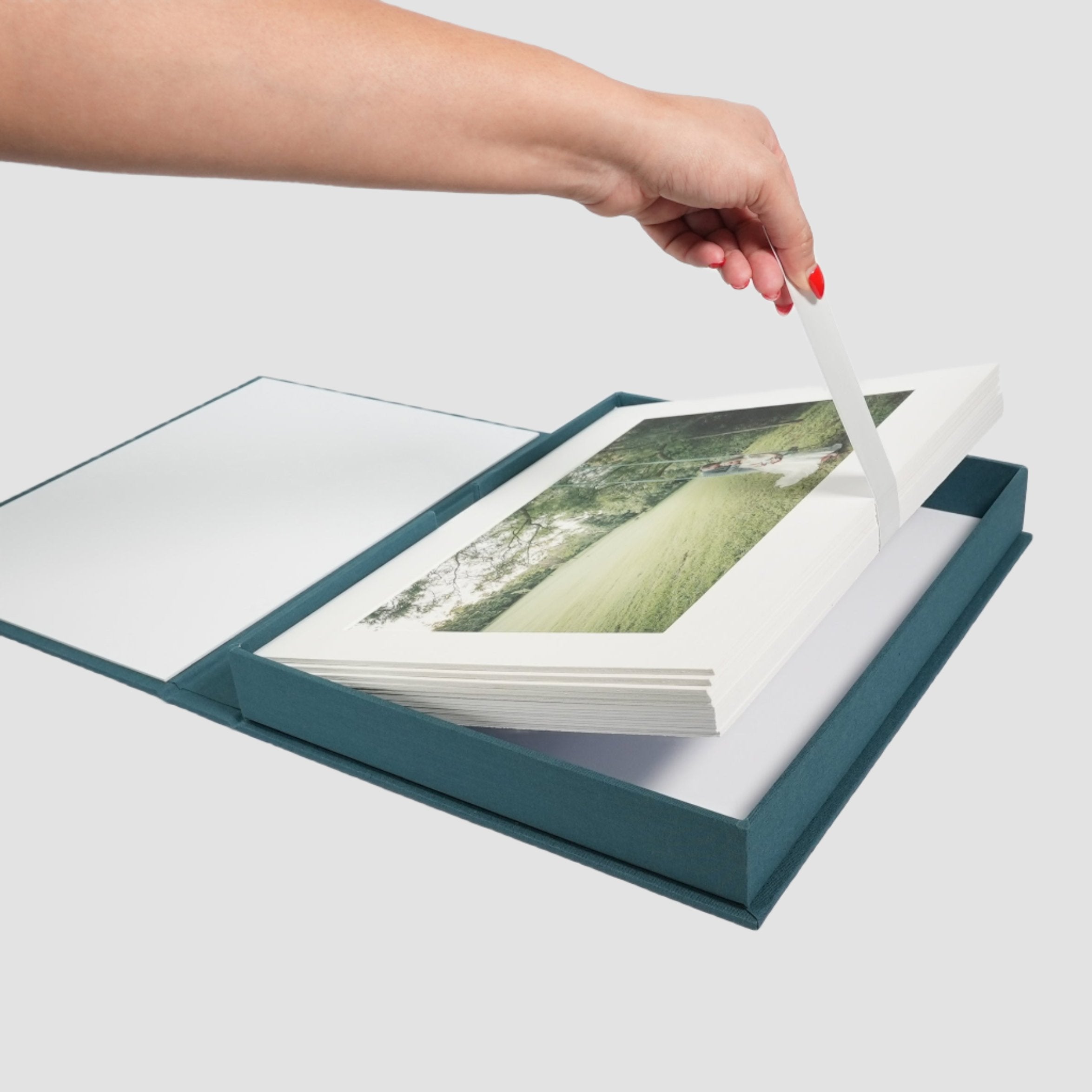 Art Mount Box